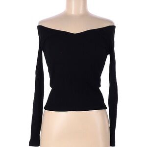 Reformation off shoulder long sleeve top. Size medium.
